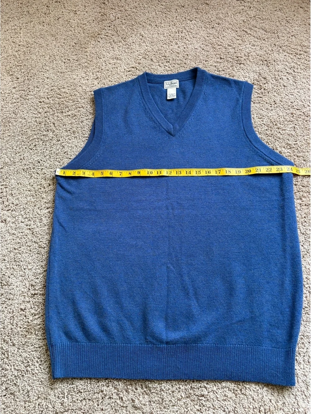 Men's blue L.L. Bean V-neck knit sweater vest ribbed trim 100% lambswool XL tall
